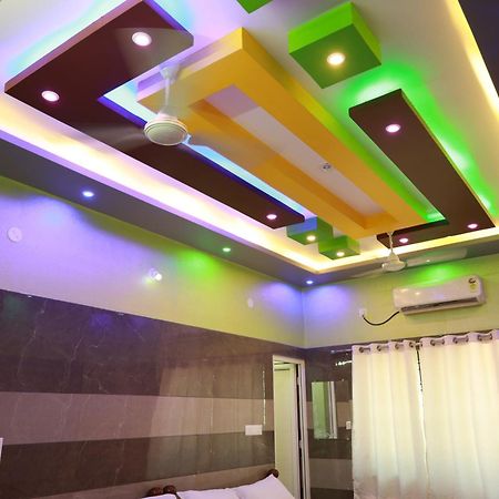 Rv Residency Hotel Wodapatti ภายนอก รูปภาพ