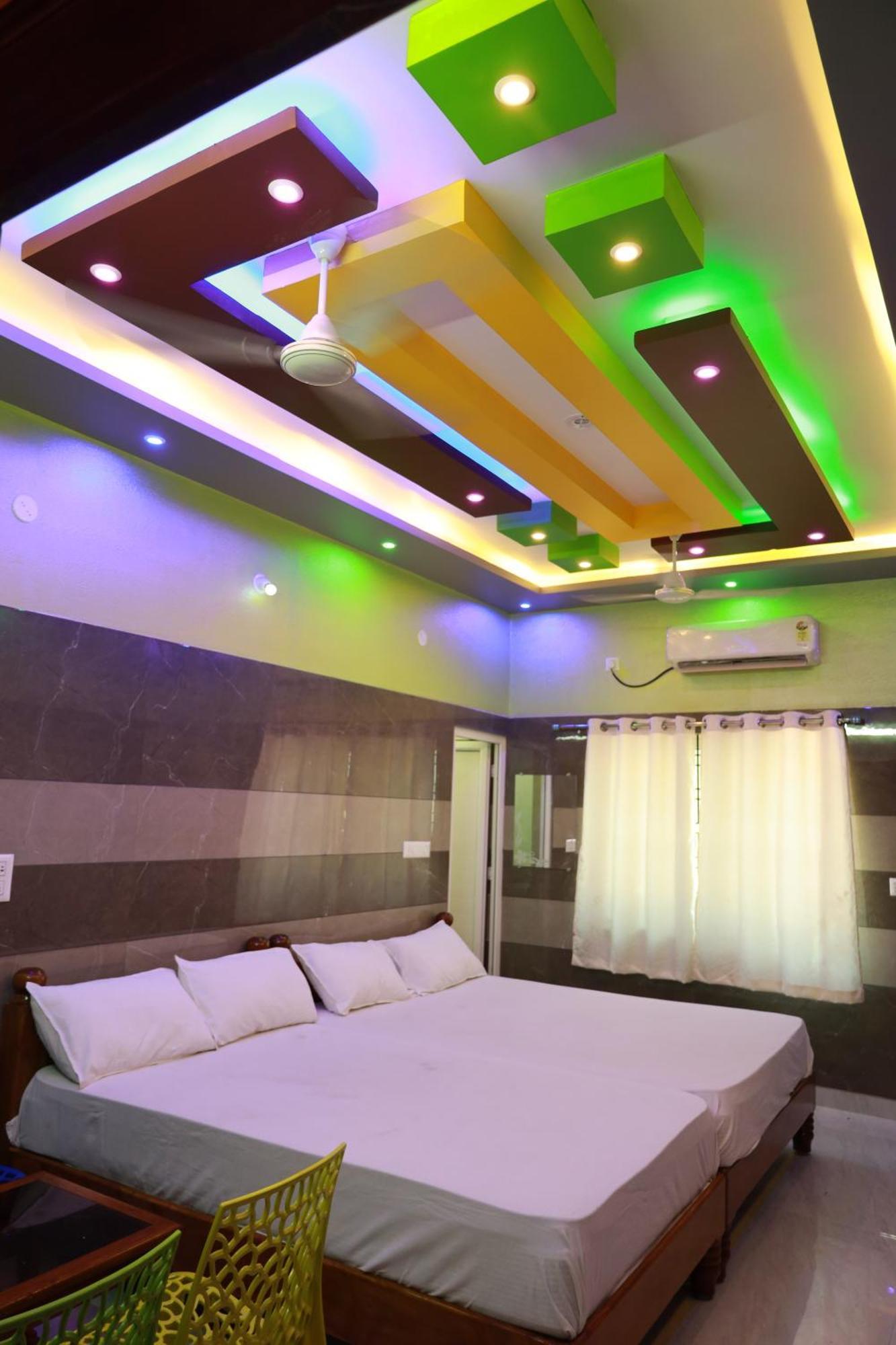 Rv Residency Hotel Wodapatti ภายนอก รูปภาพ