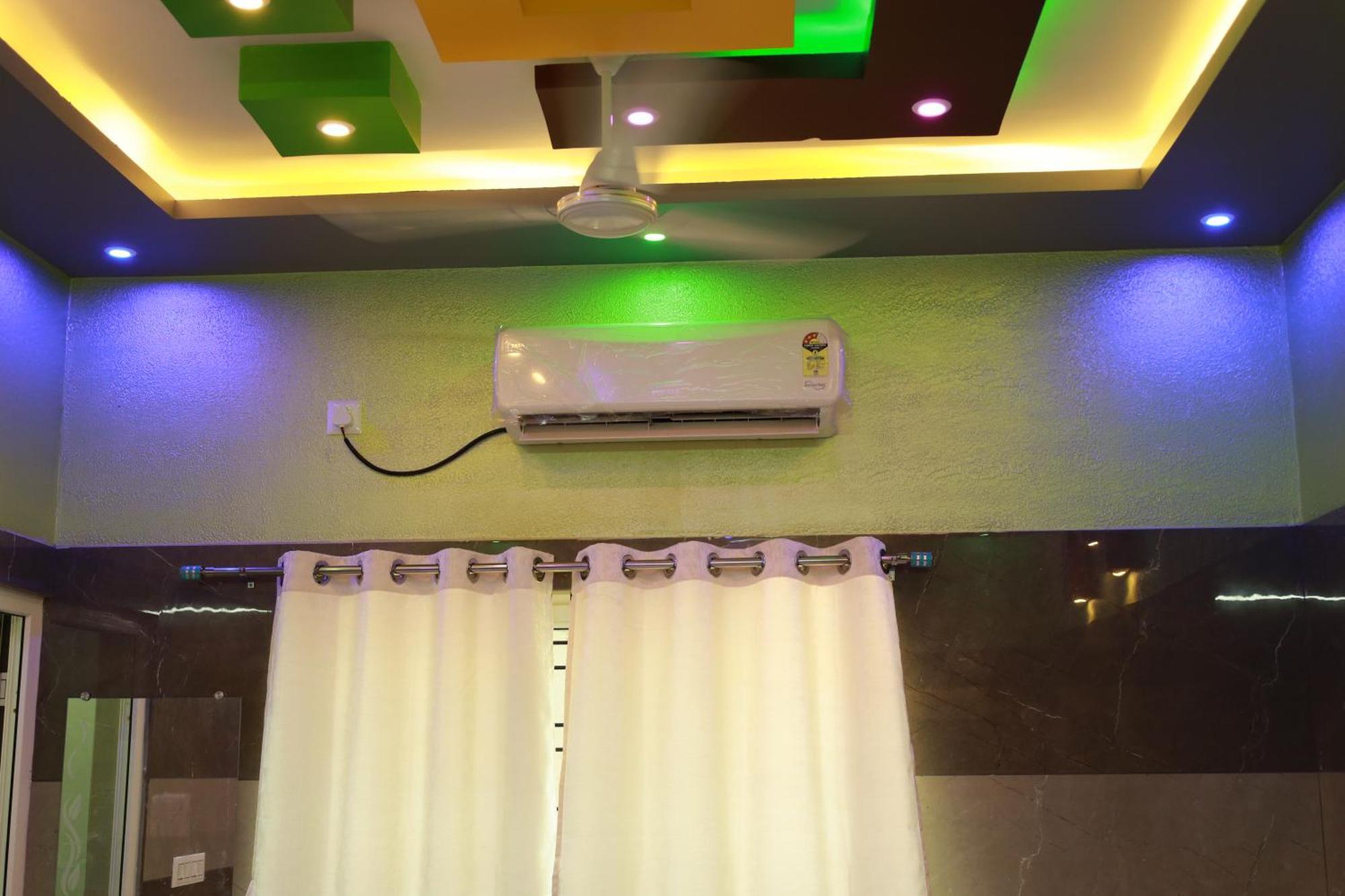 Rv Residency Hotel Wodapatti ภายนอก รูปภาพ